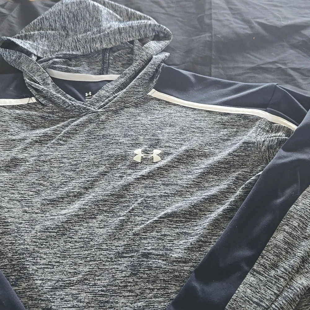 Under Armour Gray and Navy Men's Hoodie - Picture 4 of 13